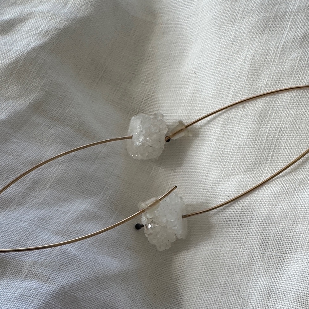 Elegant Crystal and Gold Women's Necklace